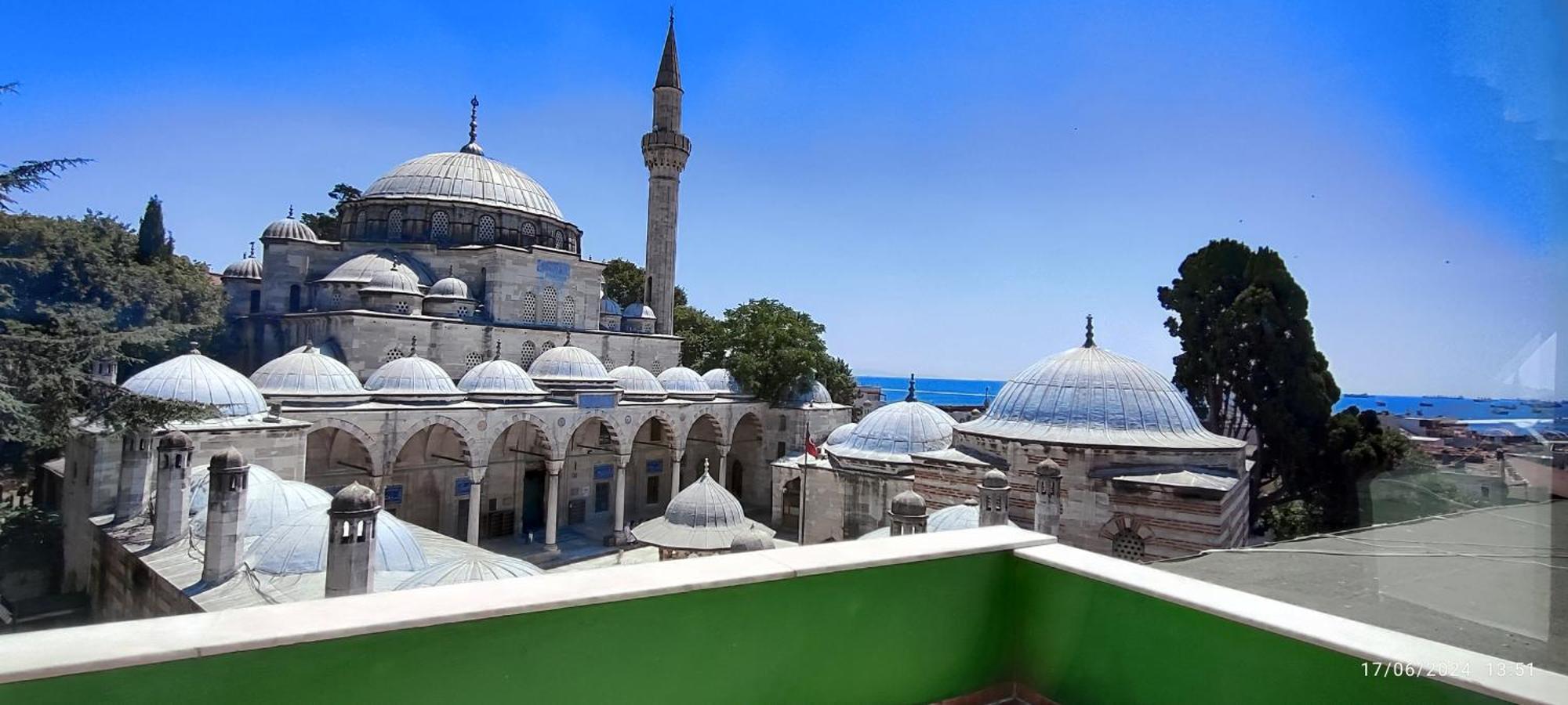 Nur Home Deniz Manzarali Истанбул Екстериор снимка
